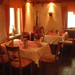 Hotel Hotel-restaurant Zum Schwalbennest