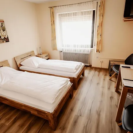 Hotel-restaurant Zum Schwalbennest 알스펠트