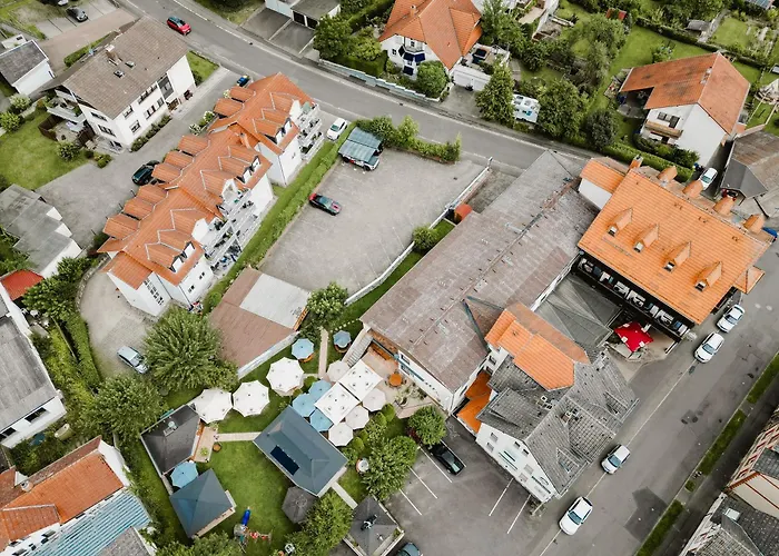 Hotel Hotel-restaurant Zum Schwalbennest 2*